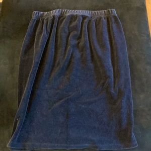 Velvet maternity skirt